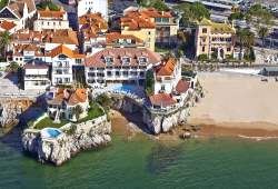 Albatroz Seafront Hotel